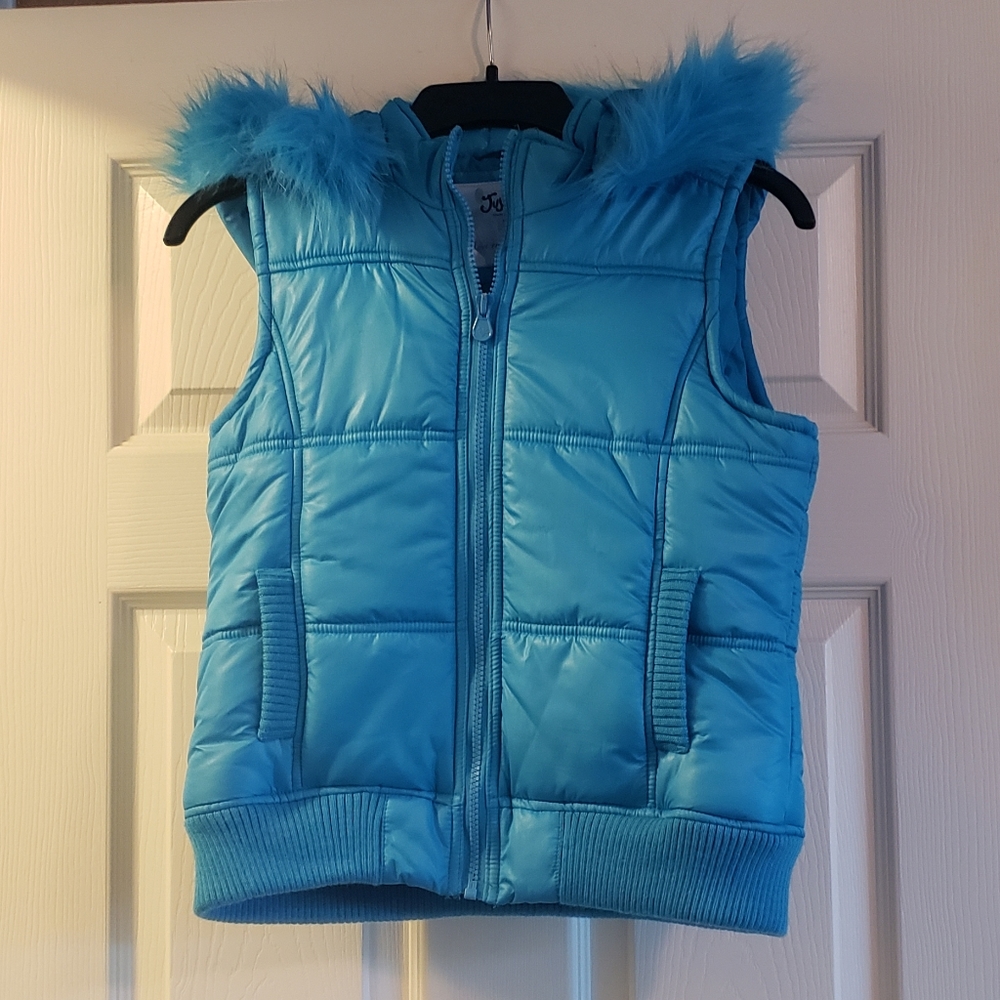 Justice vest